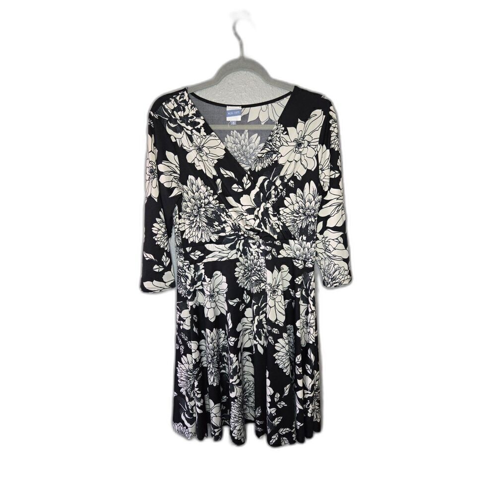 Meri Skye Women's Black and White Floral Faux Wrap Midi Dress Size 0X